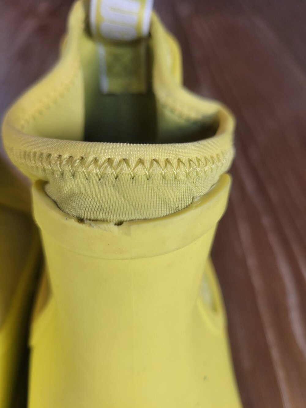 UGG Chevonne Margarita Yellow Waterproof Chelsea Rain Boots Women's Size 8 - Picture 5 of 13